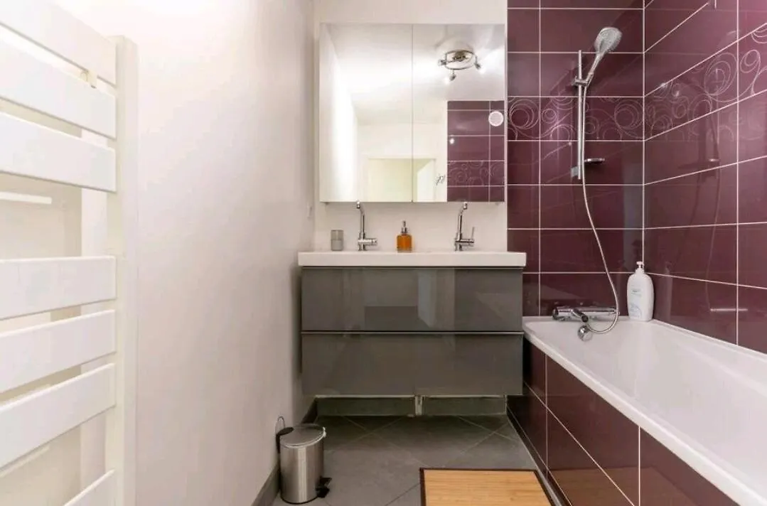 L'Atrium Hyper Centre Pour Rejoindre Geneve Apartman Saint-Julien-en-Genevois 0*,